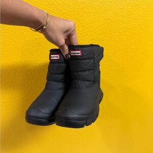 Hunter LK Snow Boots Black B02 Winter Toddler Kids Puffer Warm Shoes Size 12